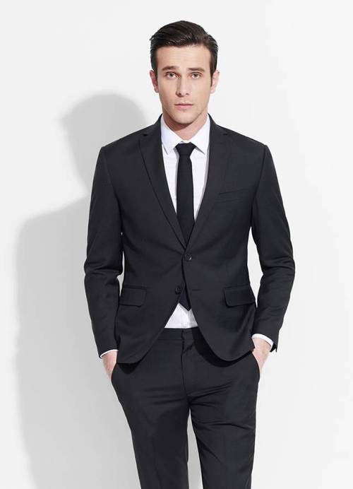 曹金华 视觉与舞美负责人